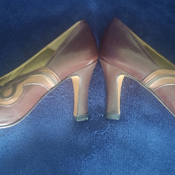 7 1/2 leather brown & copper Shoes - Picture 9 of 14